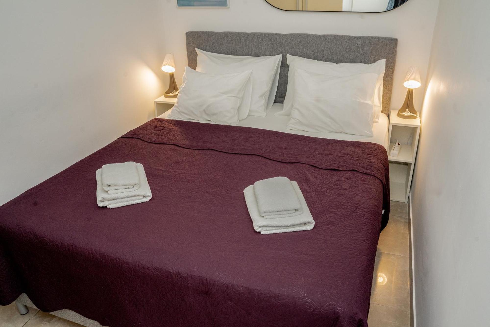 Apartment Zenta With Free Private Parking Split Exterior photo